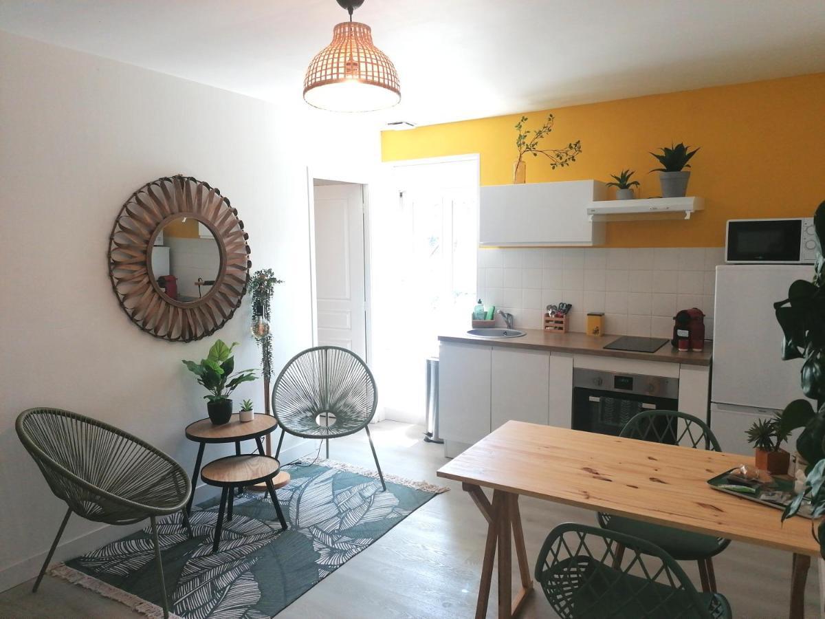 Apartamento Cosy Studio* Duo* Wifi* 10 min de Blaye et de sa citadelle Eyrans-de Soudiac Exterior foto